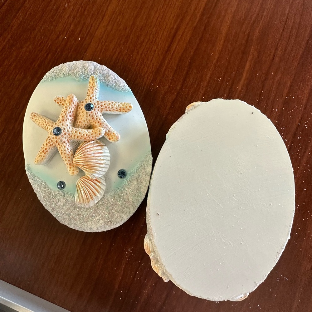 Seashell and Starfish Decorative Jewelry Holder - Picture 3 of 4
